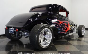 Ford-3-Window-1933-Coupe-25