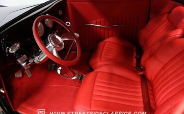 Ford-3-Window-1933-Coupe-4