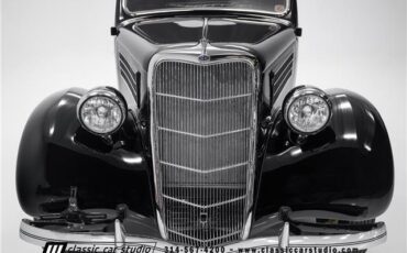 Ford-3-Window-1935-2dr-Car-11