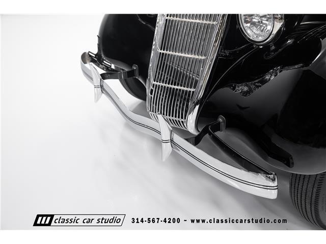 Ford-3-Window-1935-2dr-Car-12