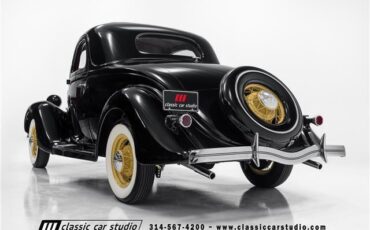 Ford-3-Window-1935-2dr-Car-34