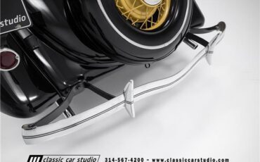 Ford-3-Window-1935-2dr-Car-37