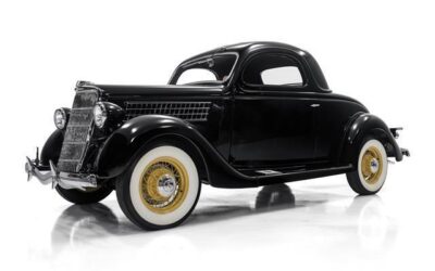 Ford 3-Window 1935 2dr Car