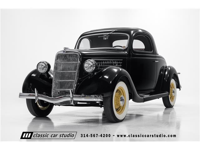 Ford-3-Window-1935-2dr-Car-6