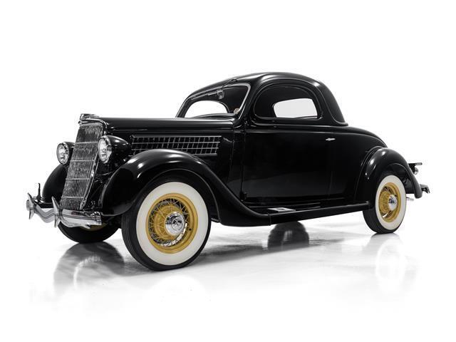 Ford 3-Window 1935 2dr Car