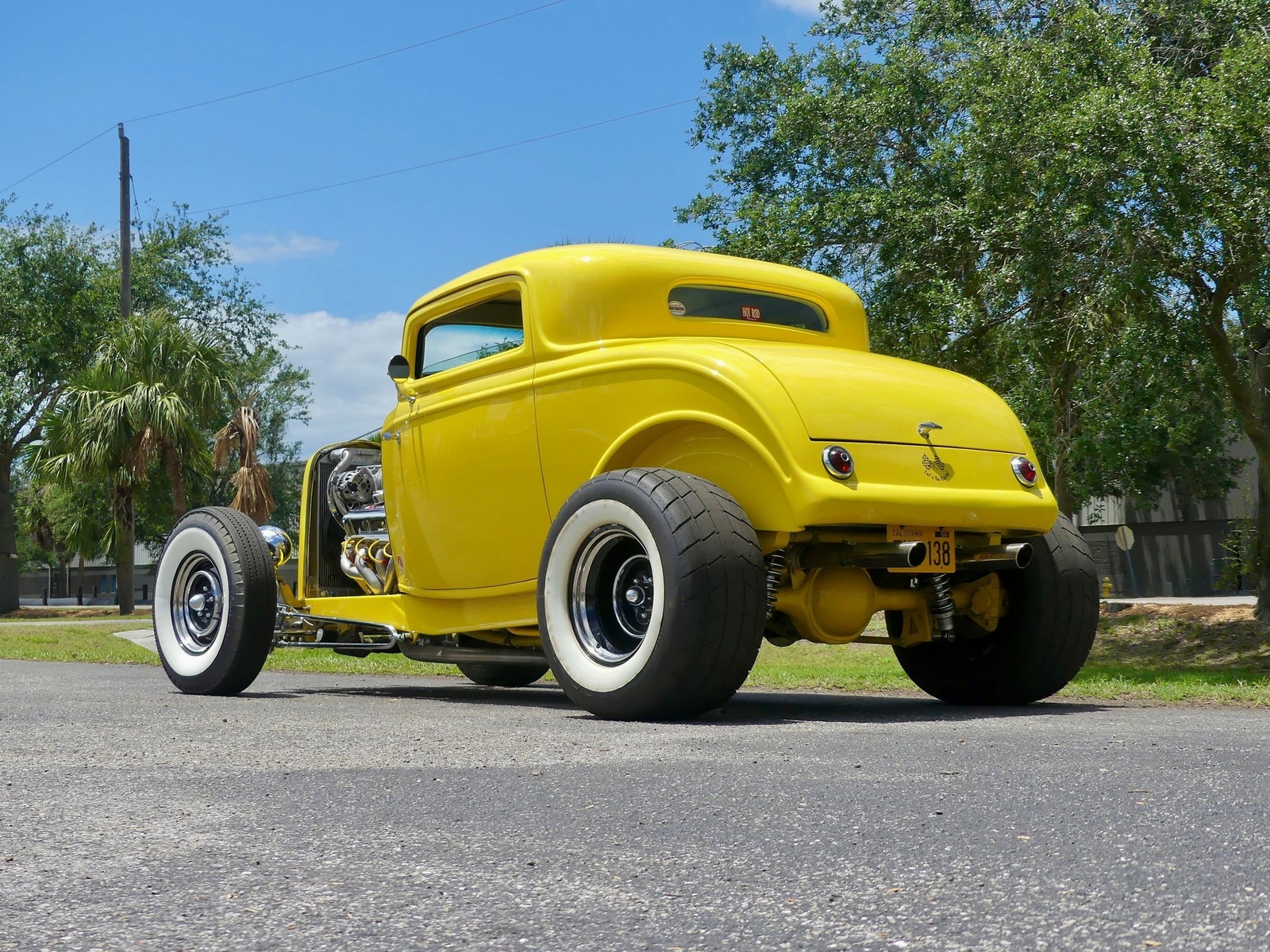 Ford-3-Window-Coupe-1932-Coupe-12