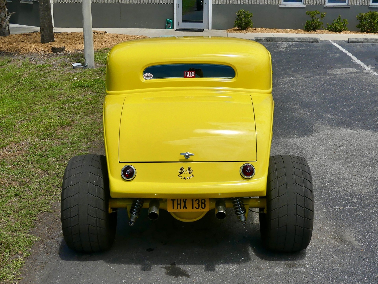Ford-3-Window-Coupe-1932-Coupe-14