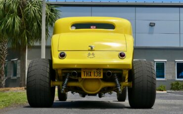 Ford-3-Window-Coupe-1932-Coupe-15