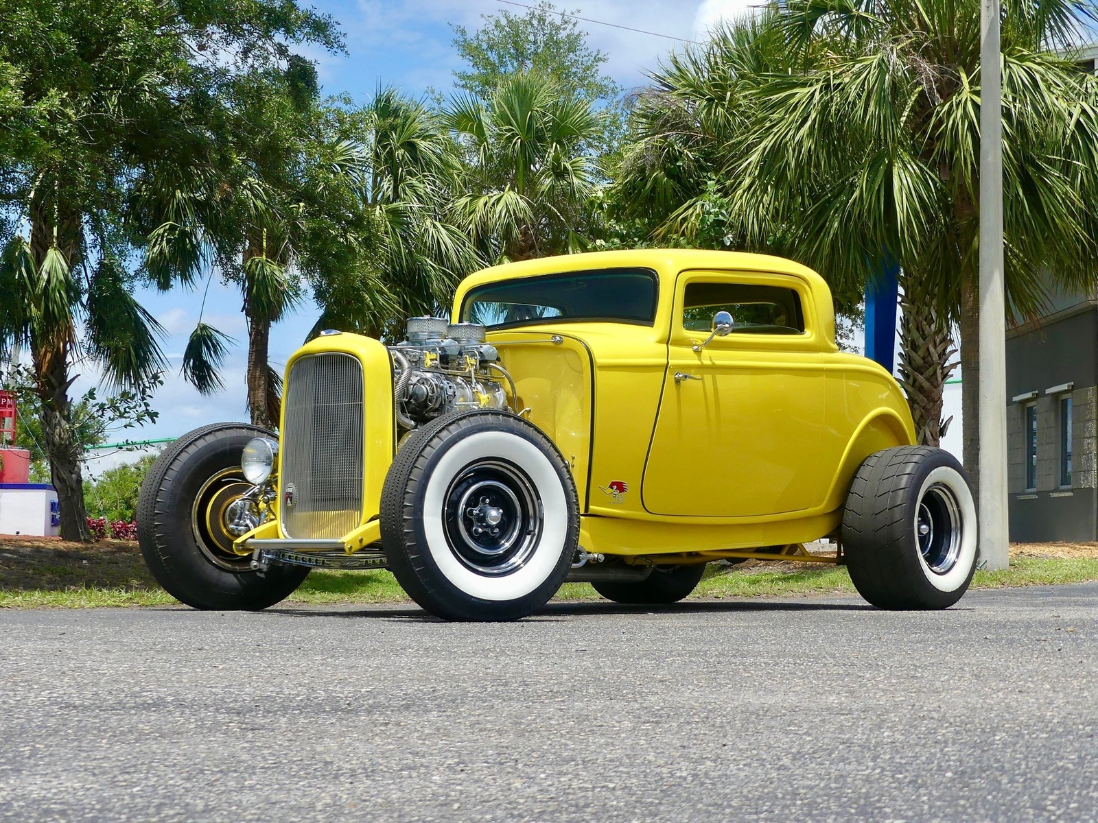 Ford-3-Window-Coupe-1932-Coupe-6