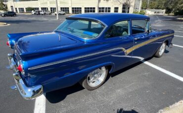 Ford-300-custom-1957-Coupe-4