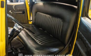 Ford-5-Window-1934-Coupe-35