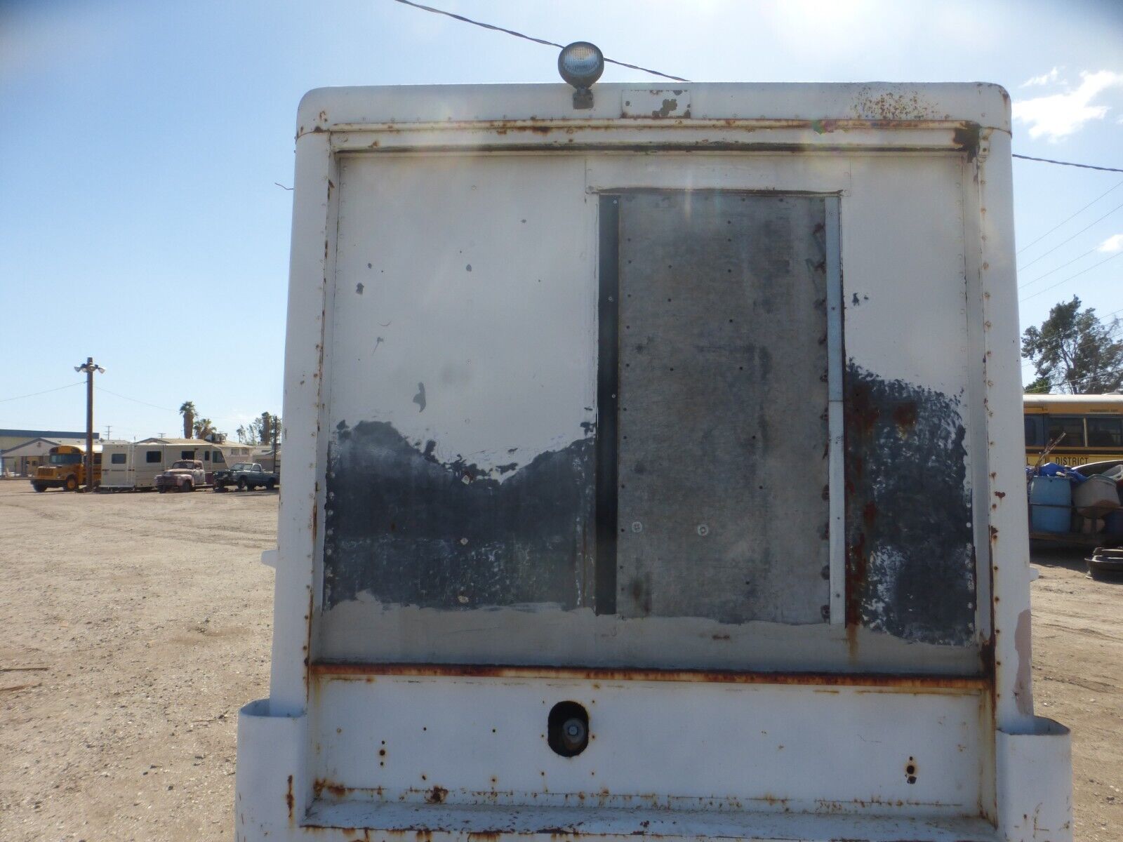 Ford-500-1961-MILK-TRUCK-3