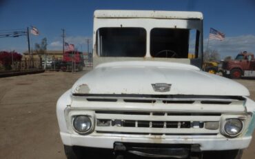 Ford-500-1961-MILK-TRUCK