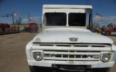 Ford 500 1961 MILK TRUCK