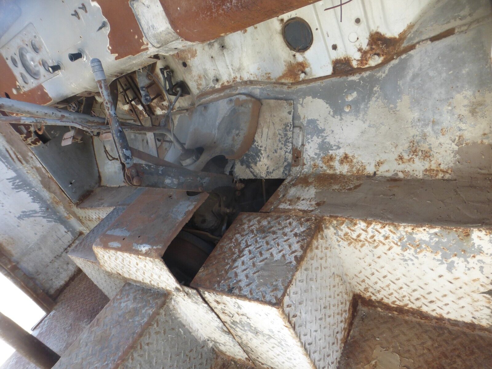 Ford-500-1961-MILK-TRUCK-7