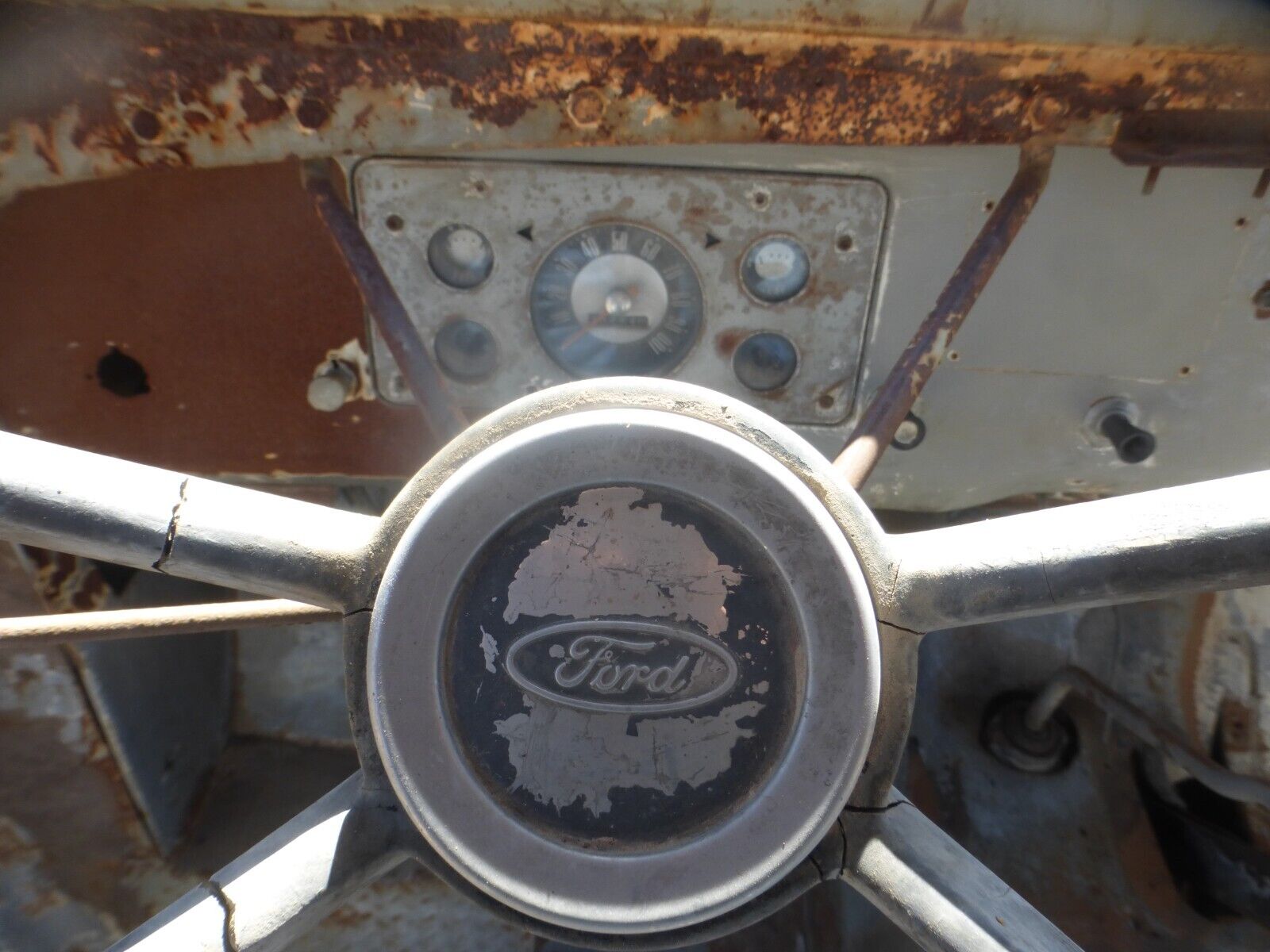 Ford-500-1961-MILK-TRUCK-8