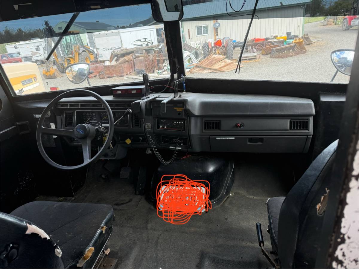Ford-700-diesel-1991-3