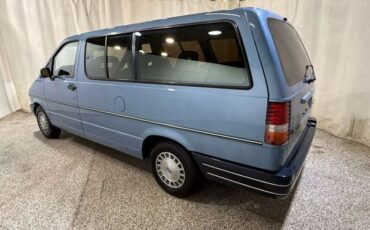 Ford-Aerostar-1989-Van-10
