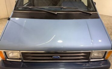 Ford-Aerostar-1989-Van-11