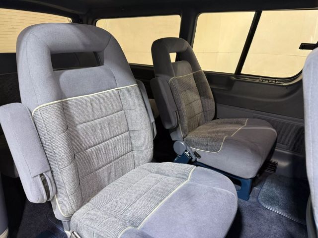 Ford-Aerostar-1989-Van-21