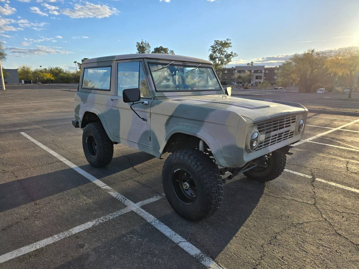Ford-Bronco-1966-16