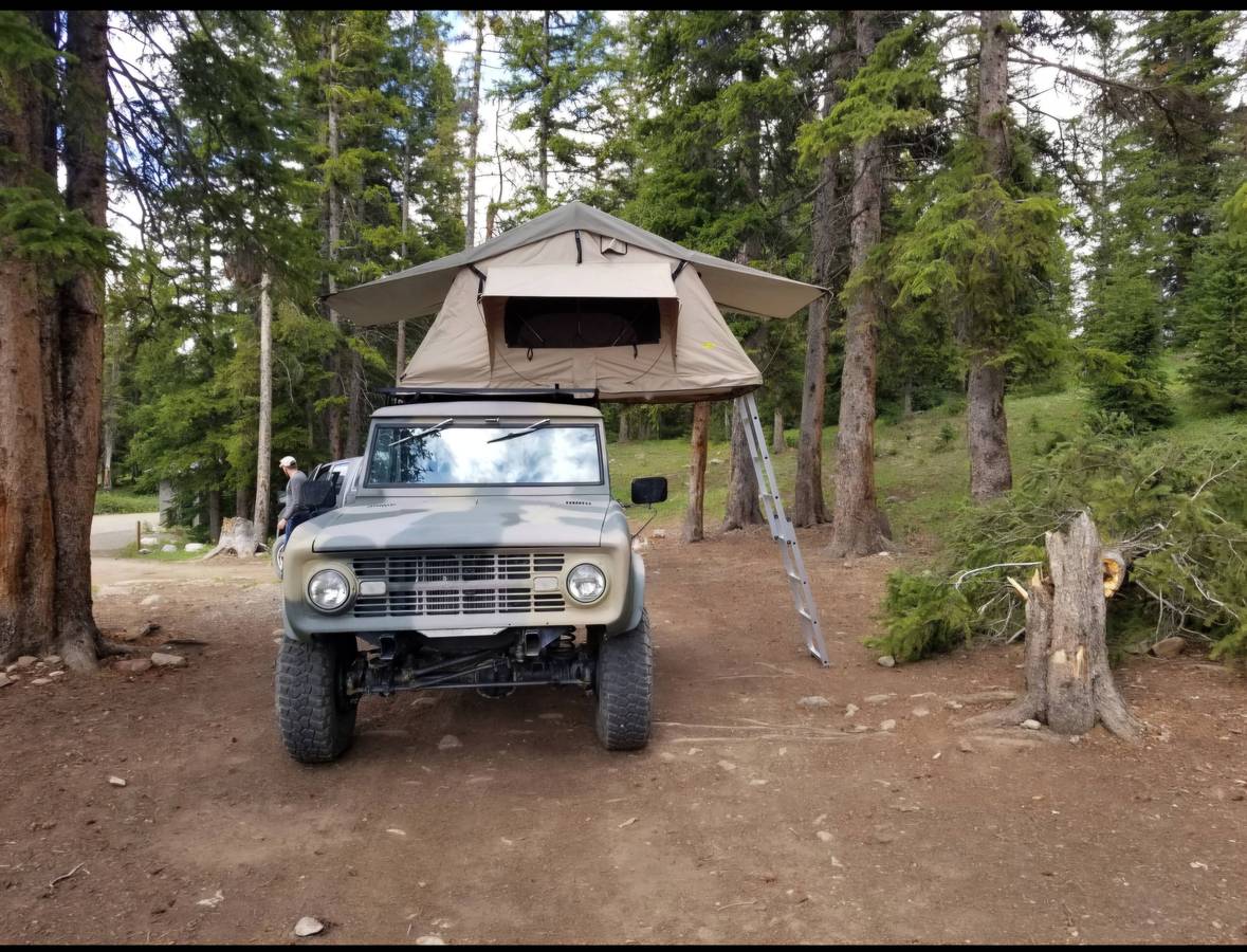 Ford-Bronco-1966-2