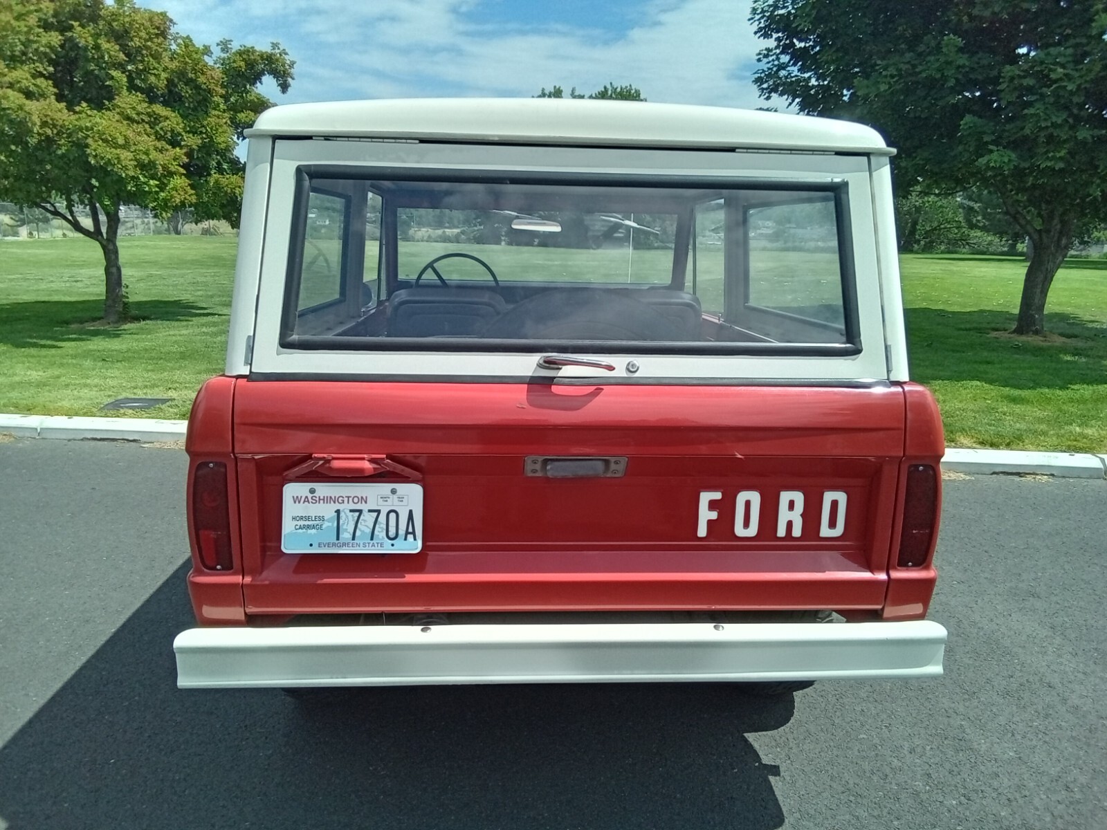 Ford-Bronco-1966-Convertible-16