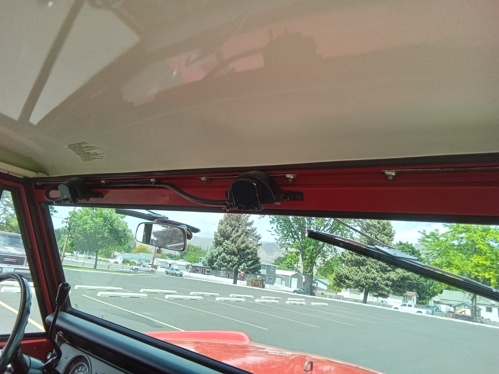 Ford-Bronco-1966-Convertible-27