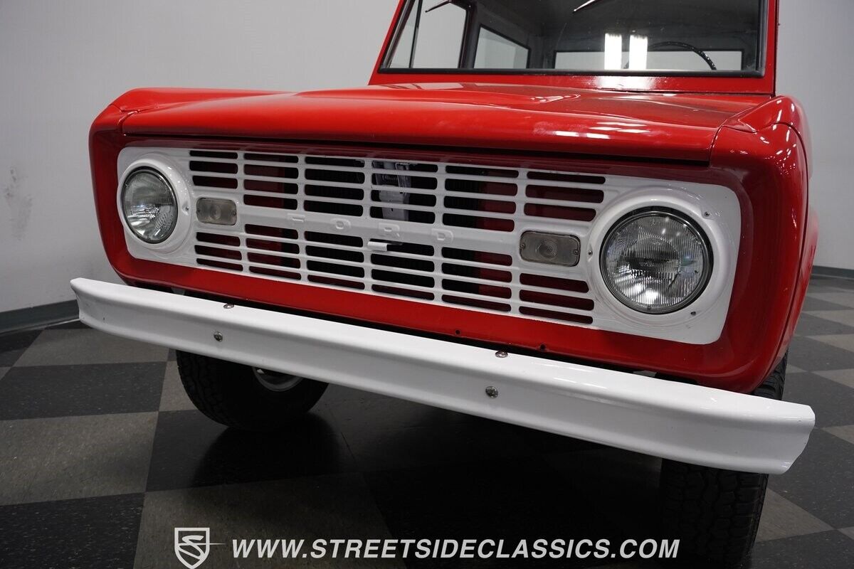 Ford-Bronco-1966-SUV-22