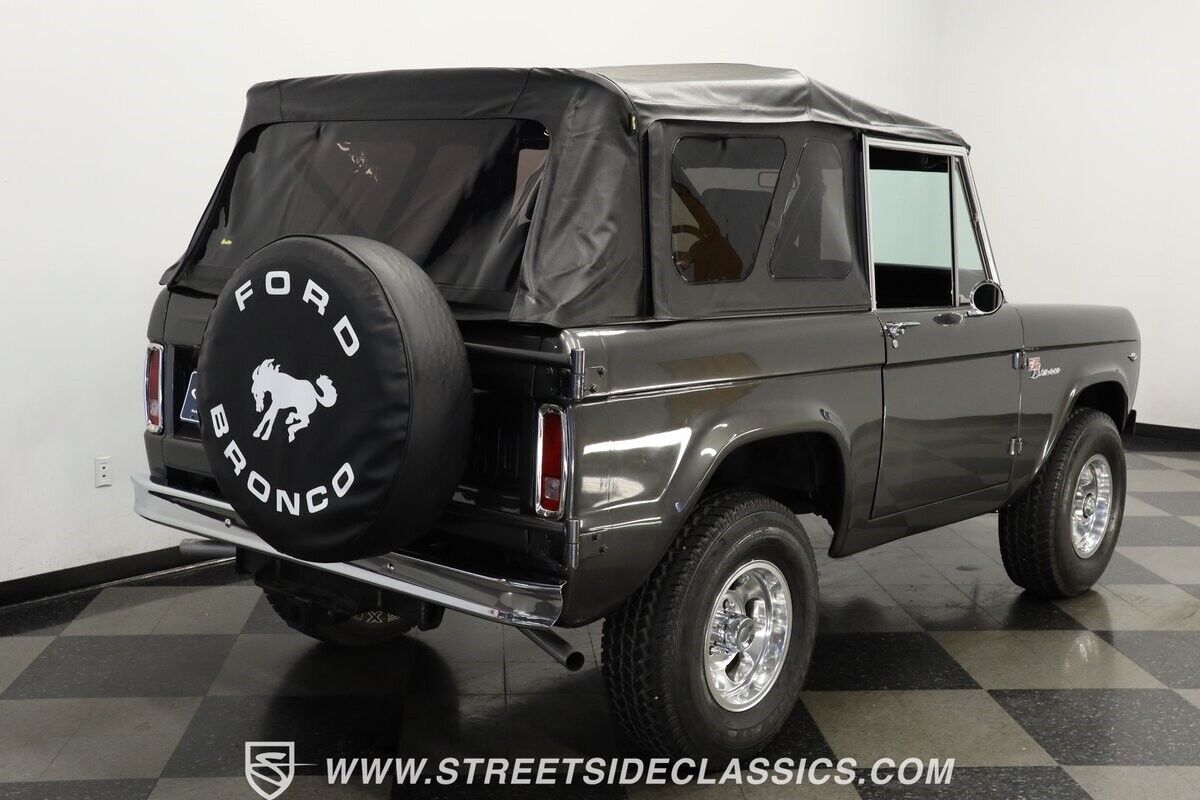 Ford-Bronco-1967-SUV-10