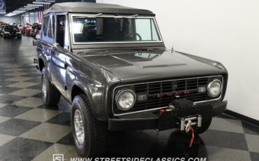 Ford-Bronco-1967-SUV-14