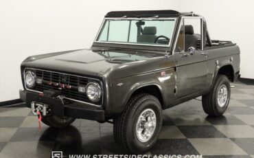 Ford-Bronco-1967-SUV-17
