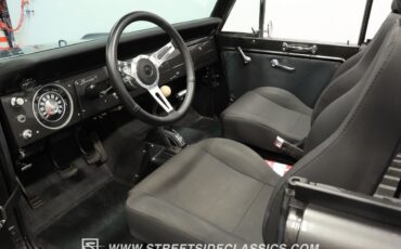 Ford-Bronco-1967-SUV-4