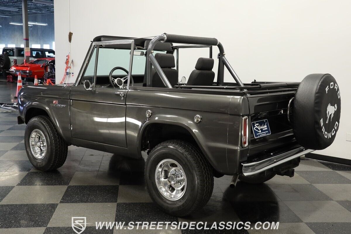 Ford-Bronco-1967-SUV-6