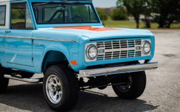 Ford-Bronco-1968-SUV-14