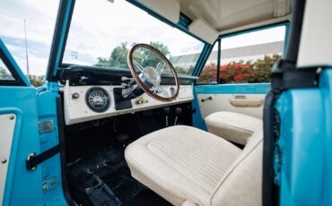 Ford-Bronco-1968-SUV-31