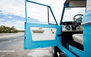 Ford-Bronco-1968-SUV-33