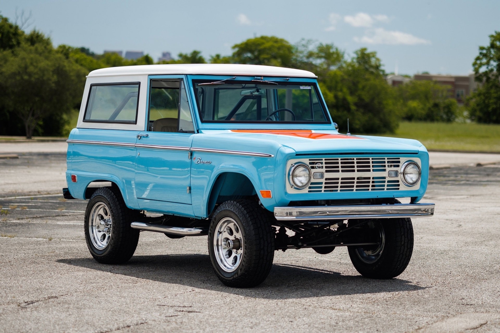 Ford-Bronco-1968-SUV-5