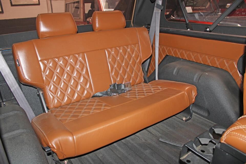 Ford-Bronco-1969-10