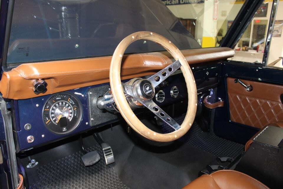 Ford-Bronco-1969-14
