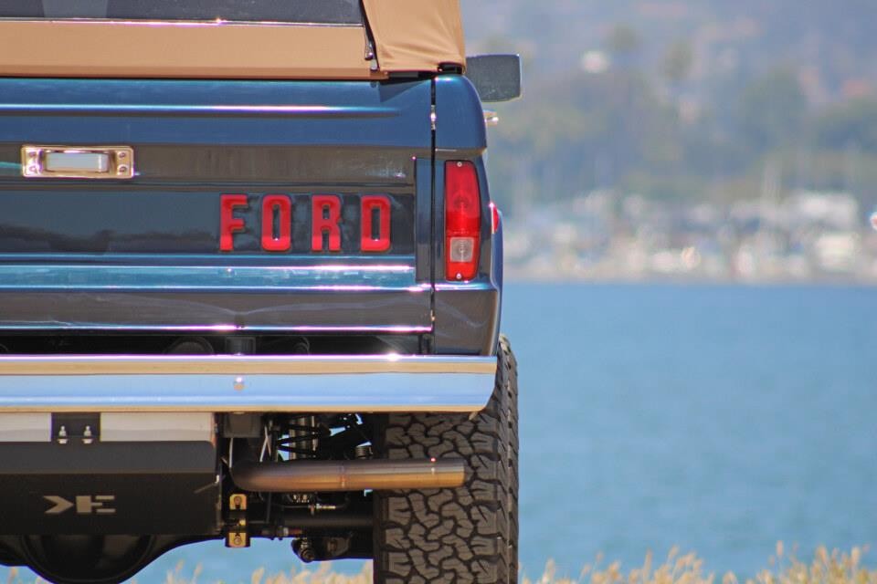 Ford-Bronco-1969-25