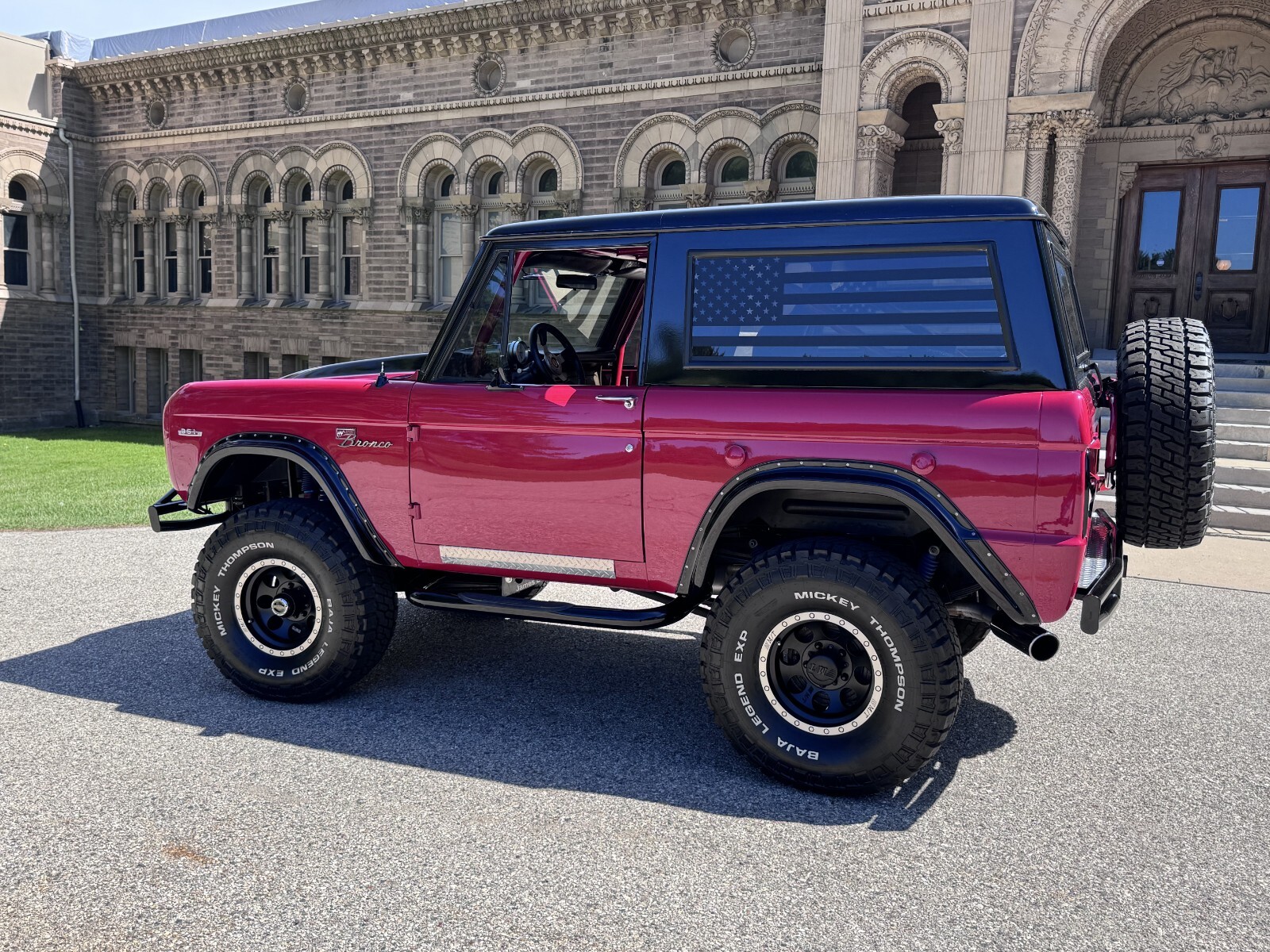 Ford-Bronco-1969-3