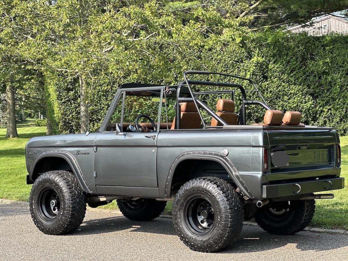 Ford-Bronco-1969-Convertible-15