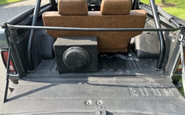 Ford-Bronco-1969-Convertible-28