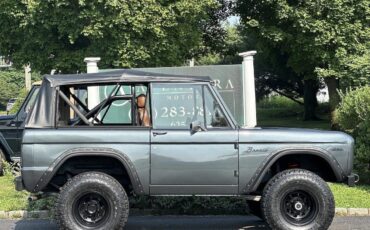 Ford-Bronco-1969-Convertible-9