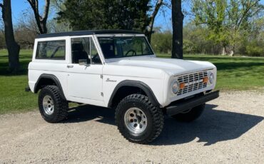 Ford-Bronco-1969-SUV