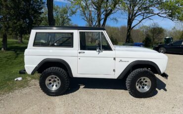 Ford-Bronco-1969-SUV-5