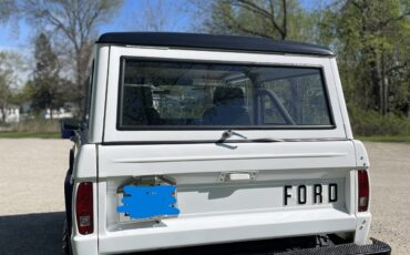 Ford-Bronco-1969-SUV-7