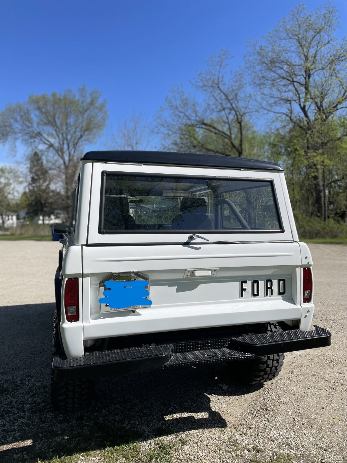 Ford-Bronco-1969-SUV-7