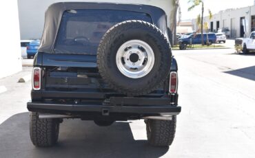 Ford-Bronco-1970-1